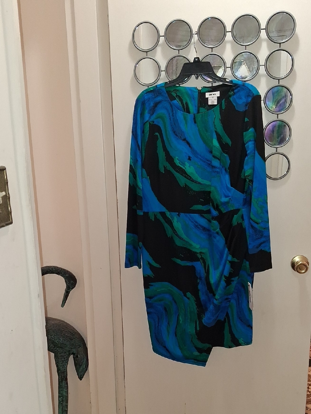🌺DKNY Blue and Green Abstract Long Sleeve Dress